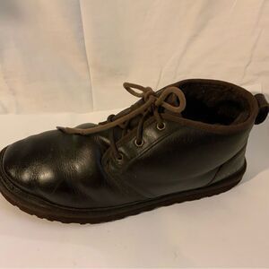 UGG Neumel China Tea Brown Leather Sheepskin Chukka Ankle Boots Mens 11 1008908